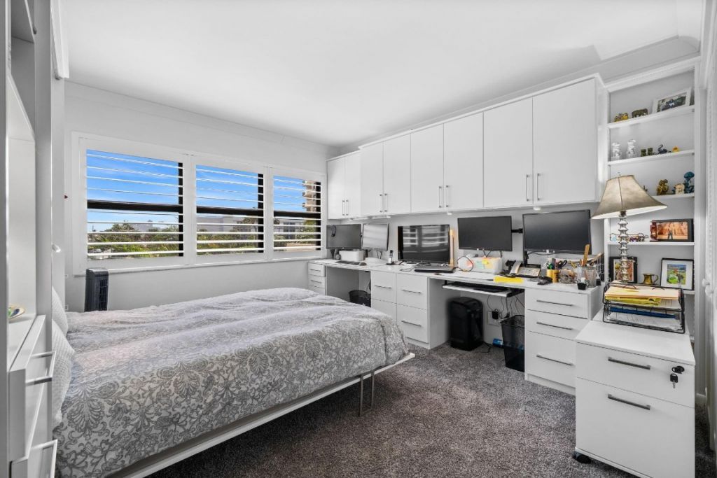 4900 N Ocean Boulevard, Unit 403, Lauderdale by the Sea, FL 33308 Photo