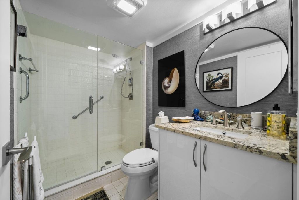 4900 N Ocean Boulevard, Unit 403, Lauderdale by the Sea, FL 33308 Photo