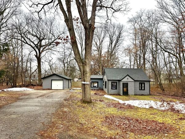 1724 Harding Street NW, Grand Rapids, MI 49544