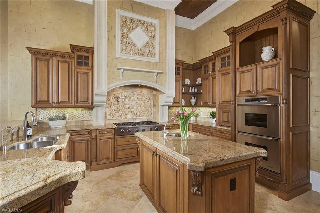 2944 Bellflower Ln, Naples, FL 34105 Photo