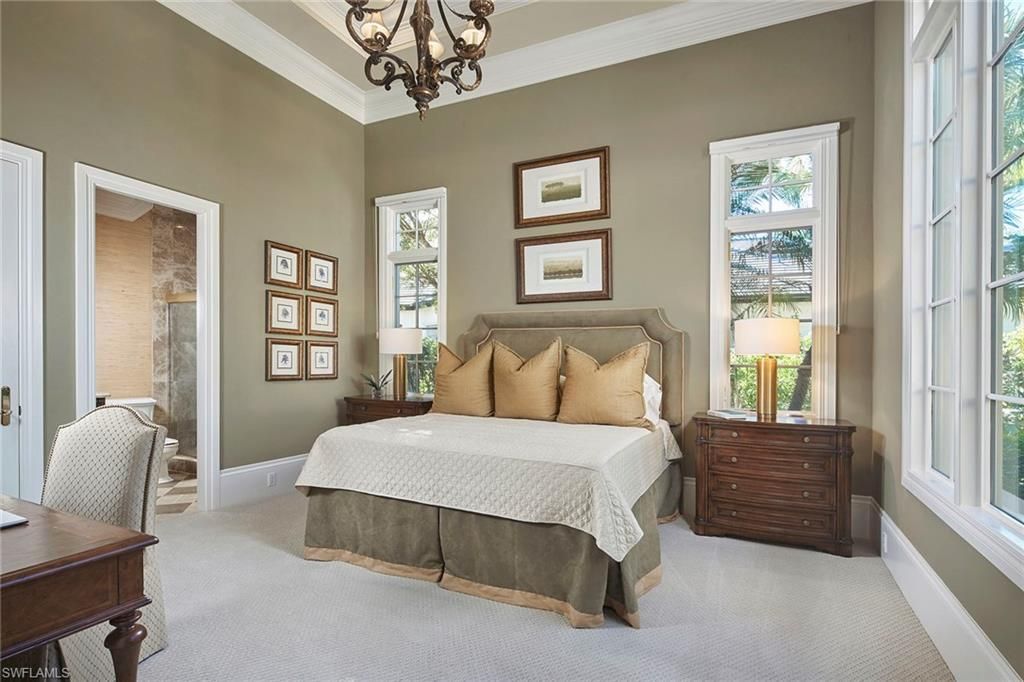 2944 Bellflower Ln, Naples, FL 34105 Photo