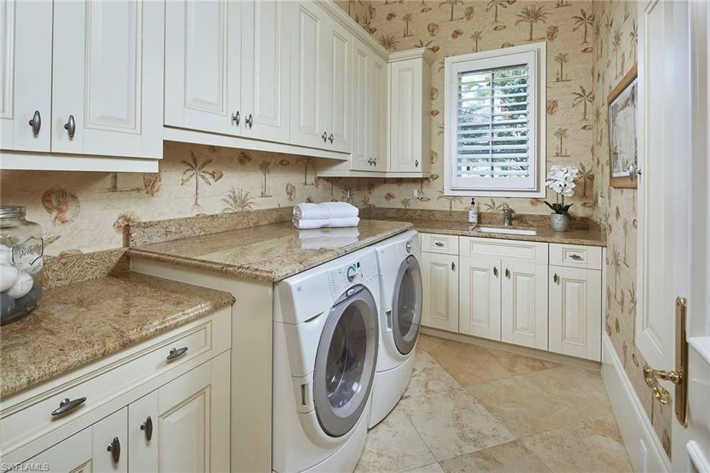 2944 Bellflower Ln, Naples, FL 34105 Photo