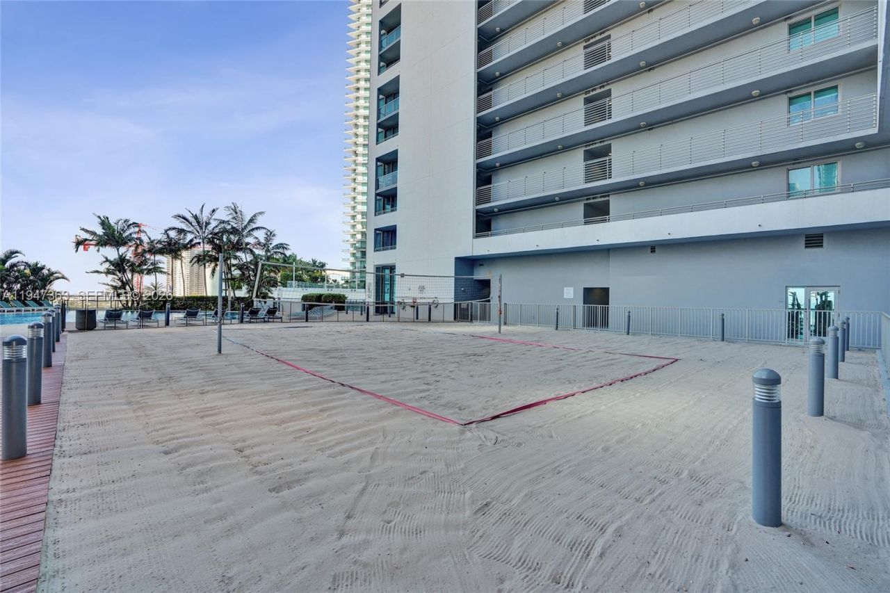 888 Biscayne Blvd , Unit 2404, Miami, FL 33132 Photo