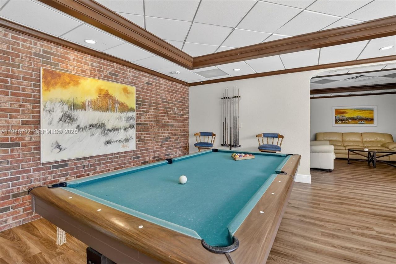 322 Buchanan St, Unit 1108, Hollywood, FL 33019 Photo