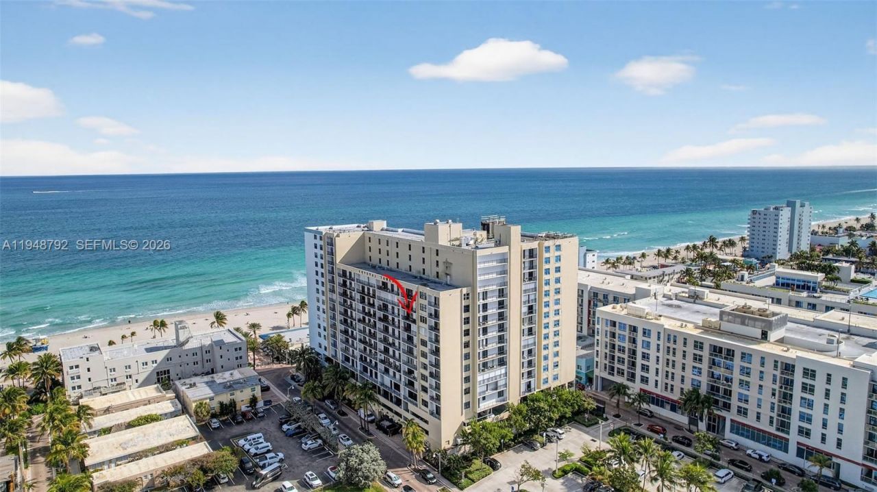 322 Buchanan St, Unit 1108, Hollywood, FL 33019 Photo