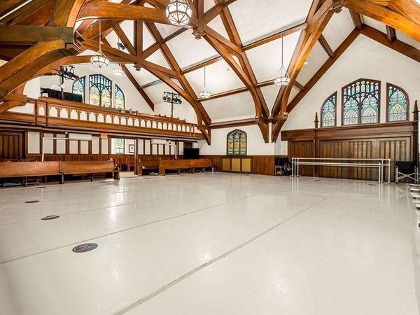 32 Lowell St, Reading, MA 01867