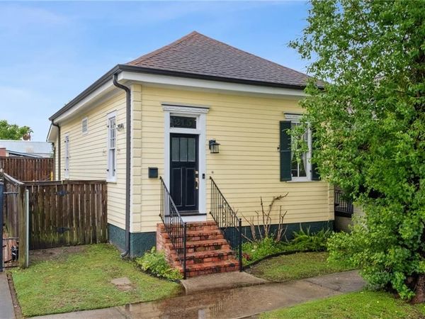 215 N SCOTT Street, New Orleans, LA 70119