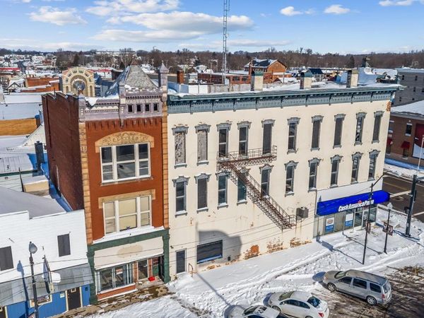 153 Washington Square, Bucyrus, OH 44820