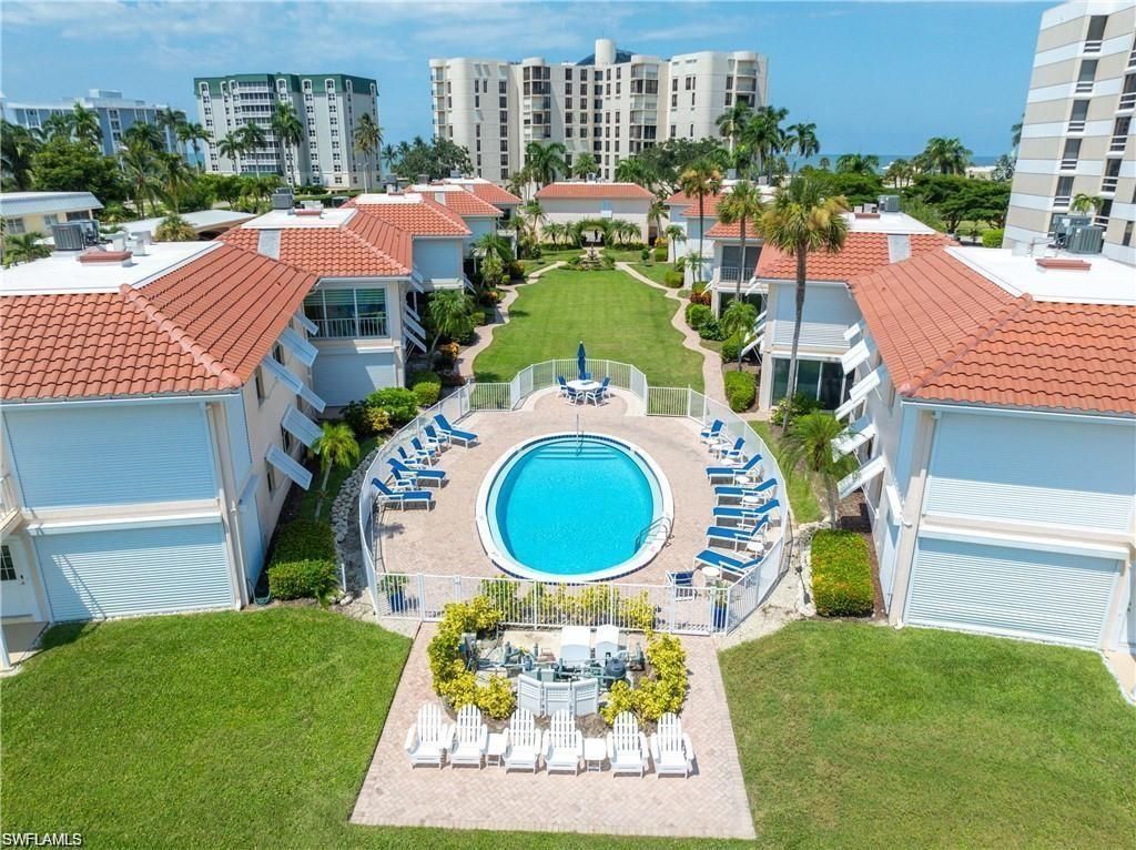 3070 Gulf Shore Blvd N, Unit 103, Naples, FL 34103 Photo