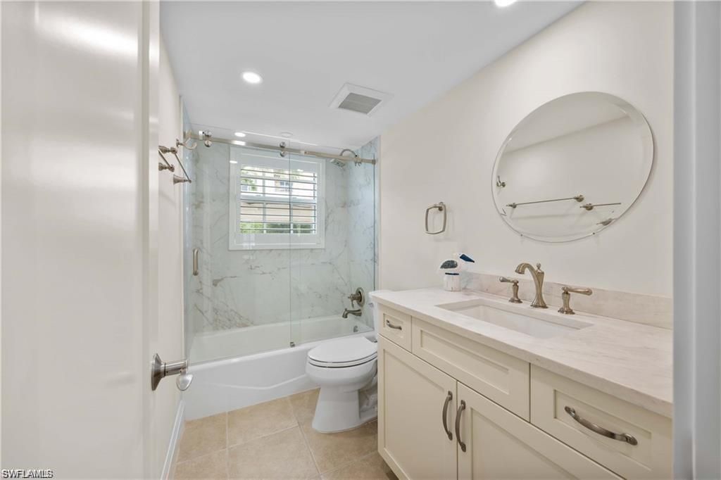 3070 Gulf Shore Blvd N, Unit 103, Naples, FL 34103 Photo