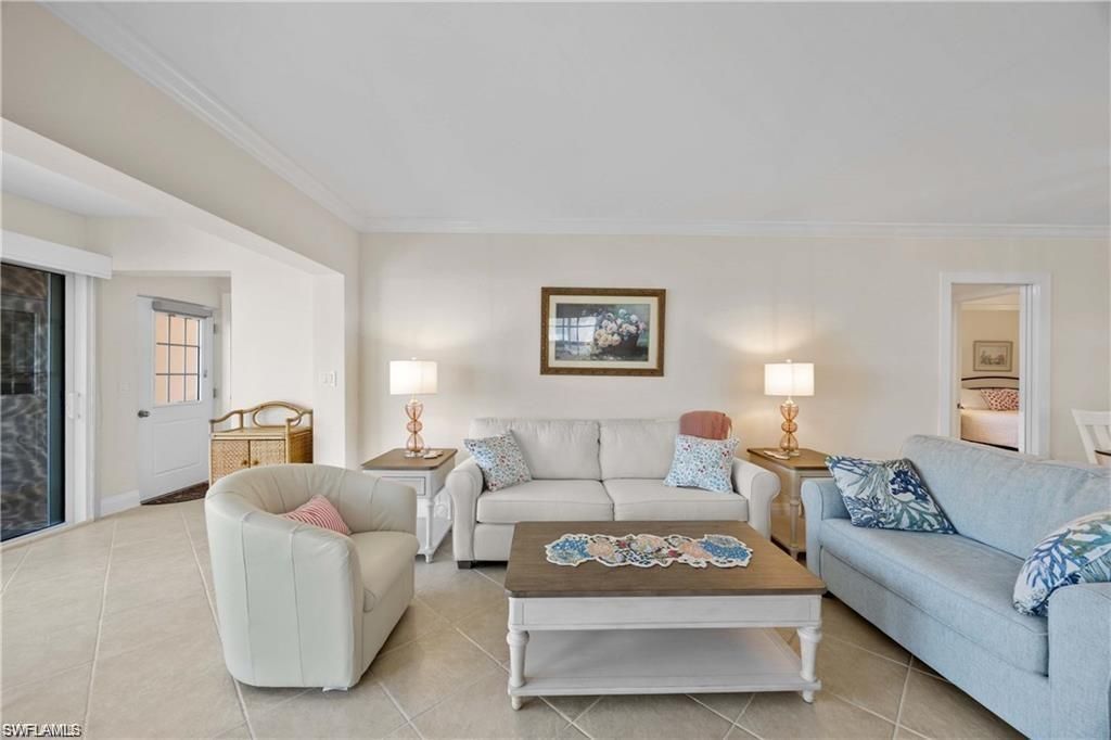 3070 Gulf Shore Blvd N, Unit 103, Naples, FL 34103 Photo