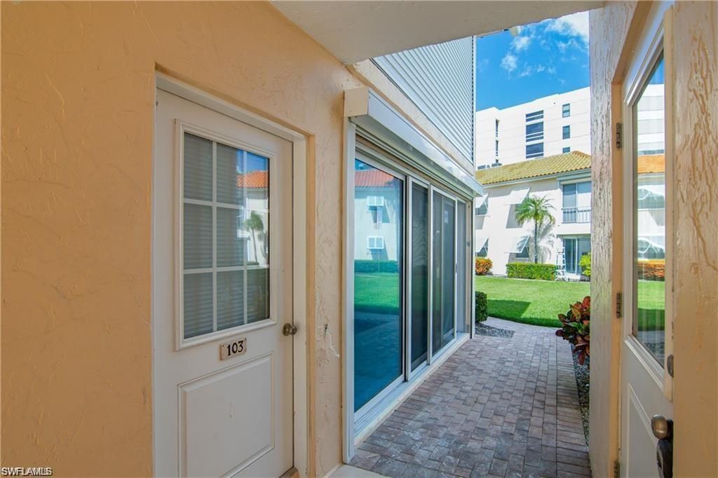 3070 Gulf Shore Blvd N, Unit 103, Naples, FL 34103 Photo