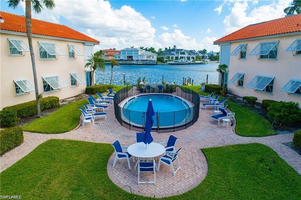 3070 Gulf Shore Blvd N, Unit 103, Naples, FL 34103 Photo