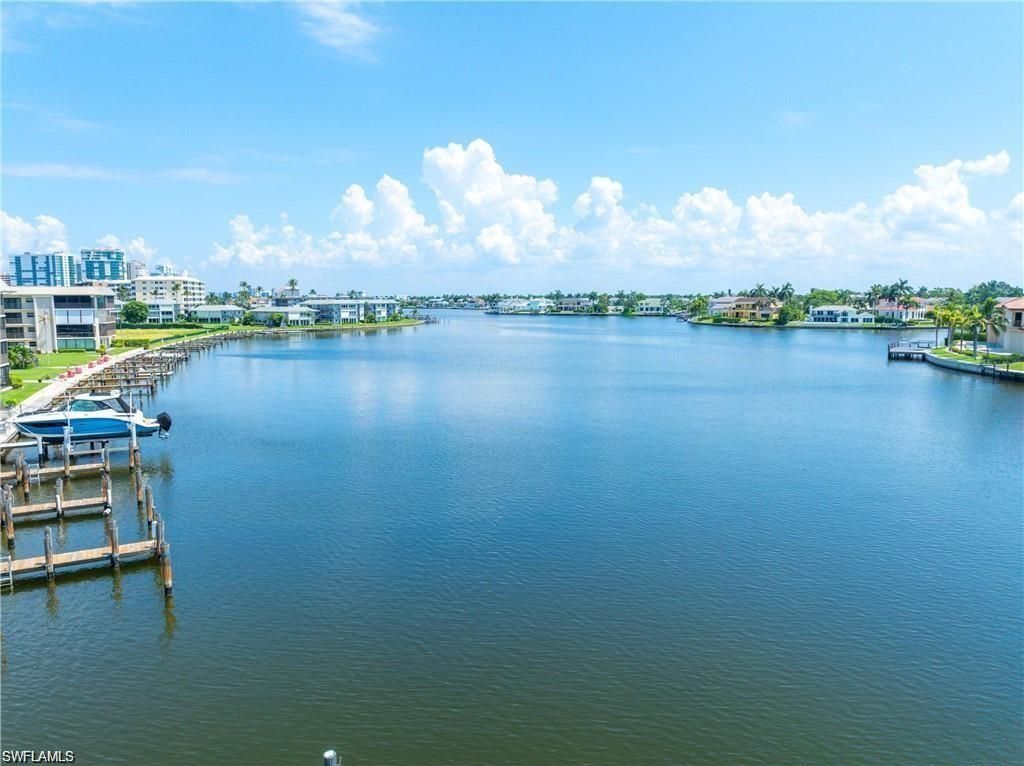 3070 Gulf Shore Blvd N, Unit 103, Naples, FL 34103 Photo