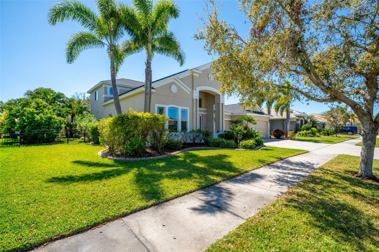 309 Royal Bonnet Drive, Apollo Beach, FL 33572 Photo