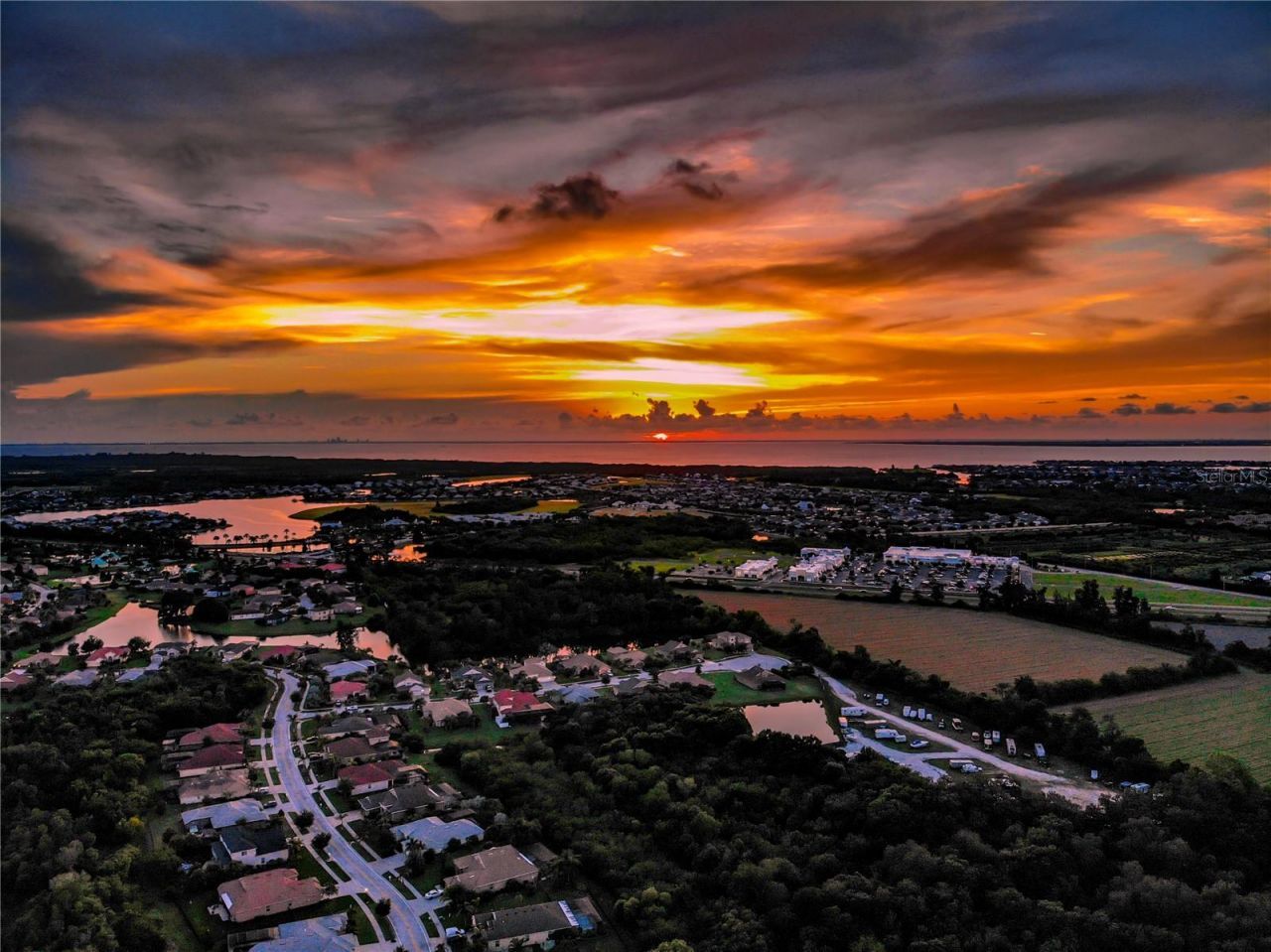 309 Royal Bonnet Drive, Apollo Beach, FL 33572 Photo