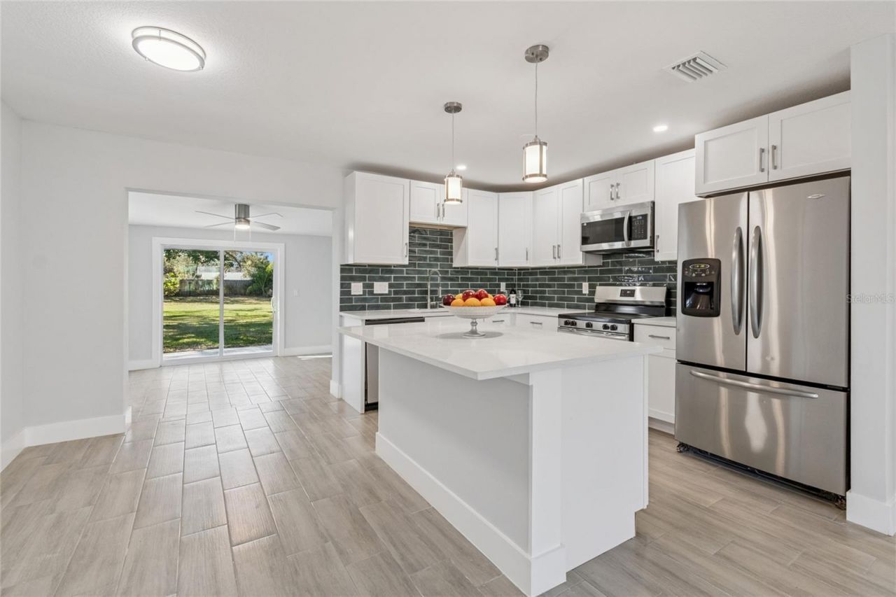 204 22nd Street Court Ne, Bradenton, FL 34208 Photo