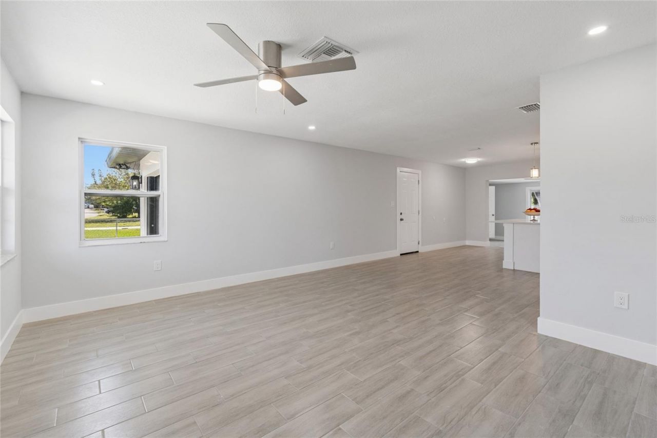 204 22nd Street Court Ne, Bradenton, FL 34208 Photo