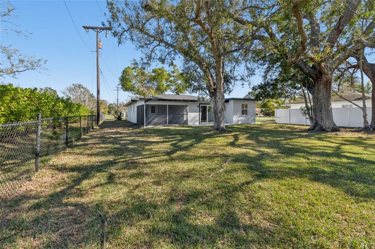 204 22nd Street Court Ne, Bradenton, FL 34208 Photo