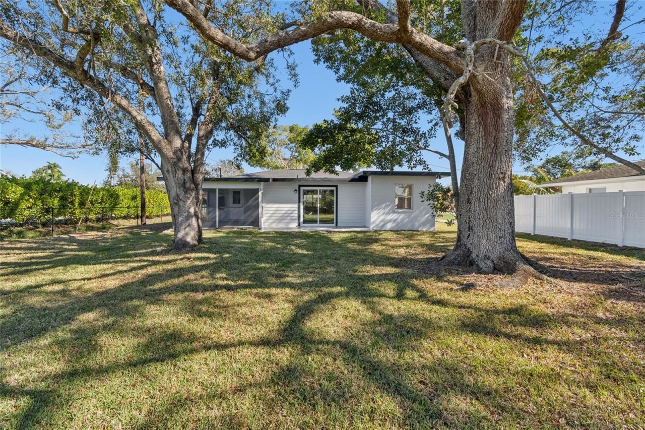 204 22nd Street Court Ne, Bradenton, FL 34208 Photo