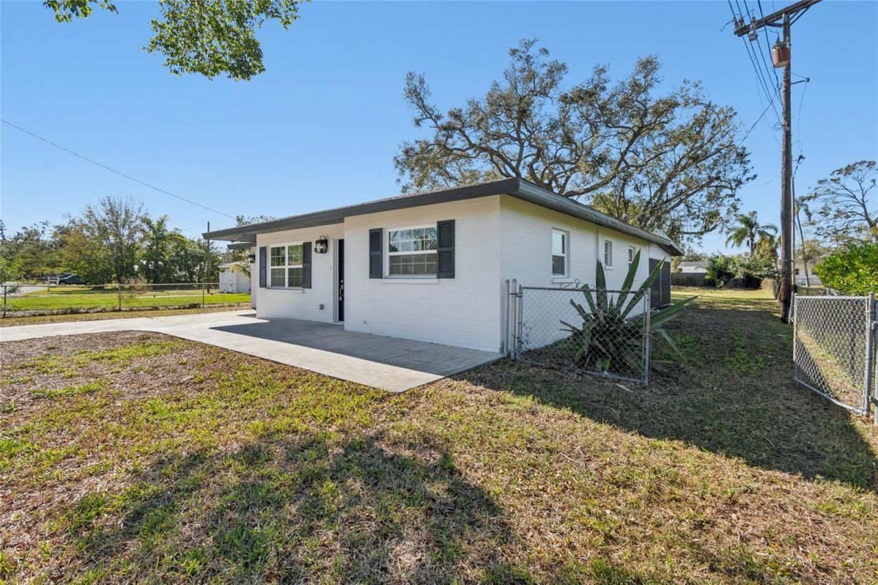 204 22nd Street Court Ne, Bradenton, FL 34208 Photo