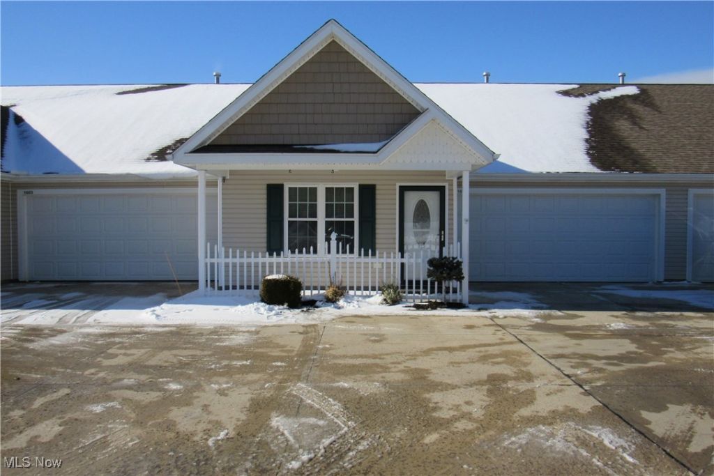 5930 Lake Road W, Unit 1602, Ashtabula, OH 44004 Main Photo