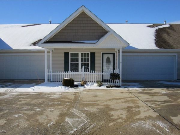 5930 Lake Road W, Unit 1602, Ashtabula, OH 44004