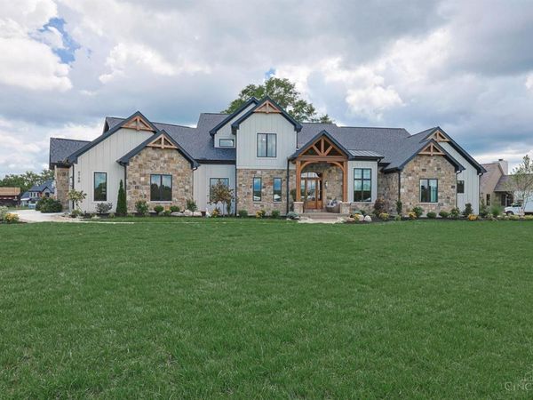 9798 Christian Court, Hamilton Twp, OH 45140