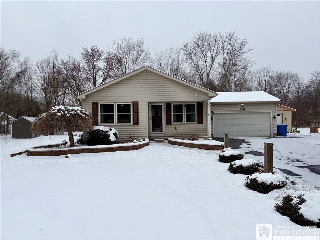 3630 Edgewood Drive, Gowanda, NY 14070 Main Photo