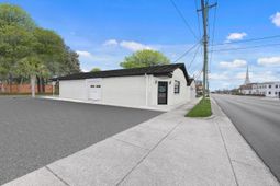 1022 Savannah Highway photo 4