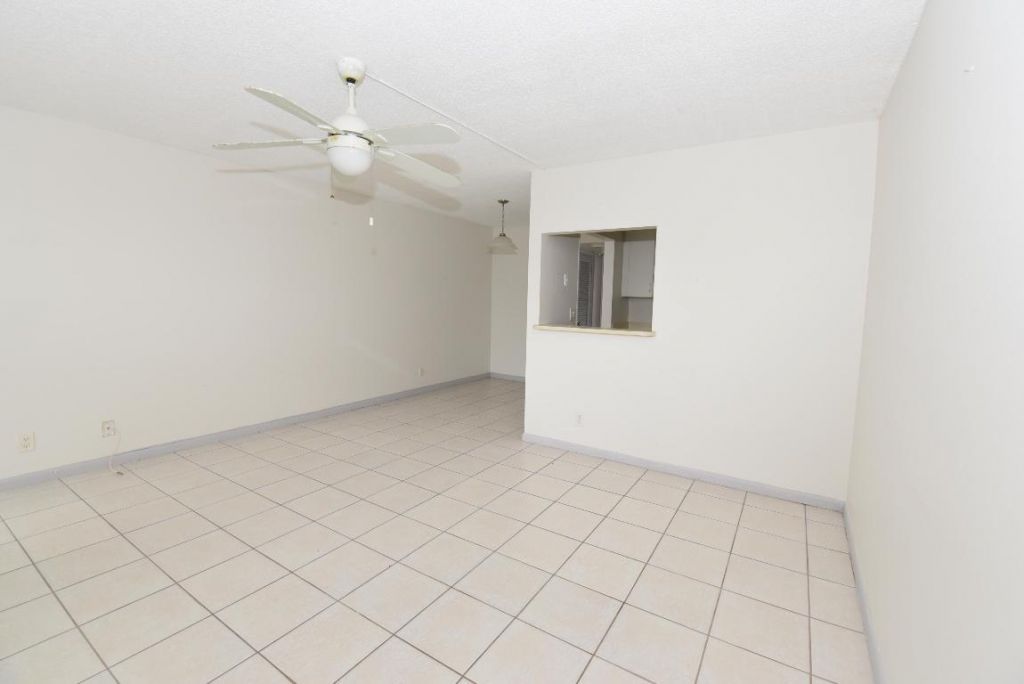 164 Andover G, West Palm Beach, FL 33417 Photo