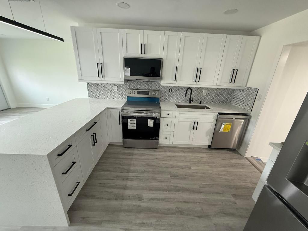 2353 S Beech Rd Road, West Palm Beach, FL 33409 Photo