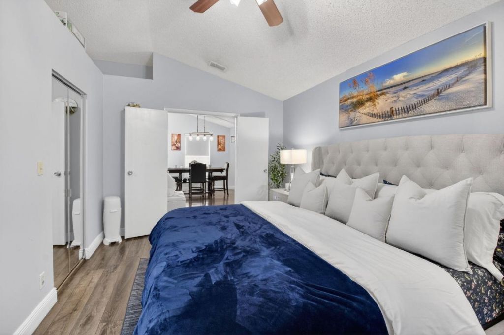 24 Misty Meadow Drive, Boynton Beach, FL 33436 Photo