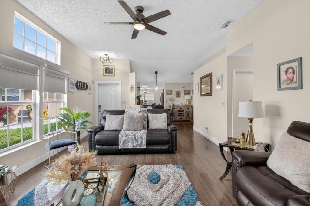 24 Misty Meadow Drive, Boynton Beach, FL 33436 Photo