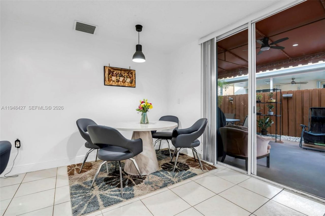 8735 SW 158th Path, Miami, FL 33193 Photo