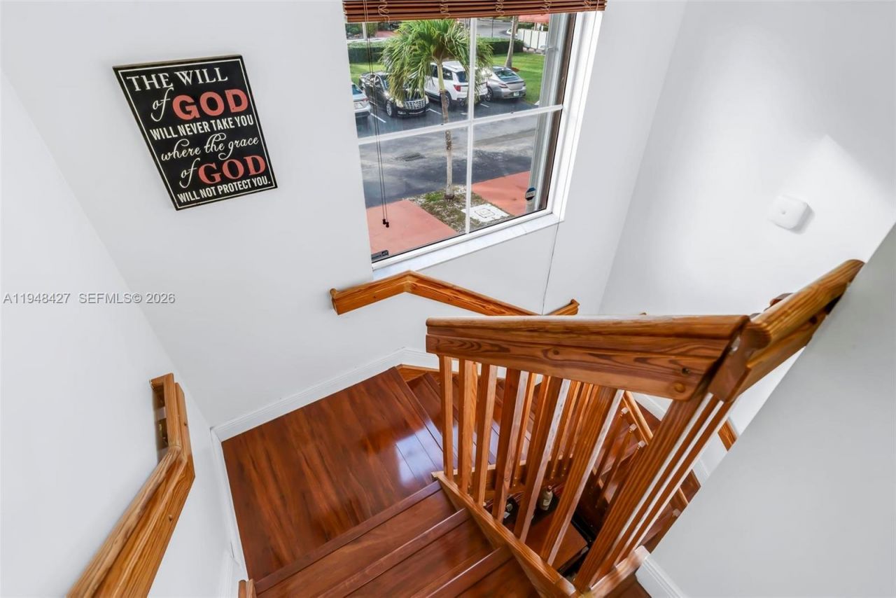 8735 SW 158th Path, Miami, FL 33193 Photo