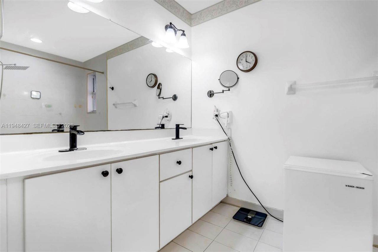 8735 SW 158th Path, Miami, FL 33193 Photo