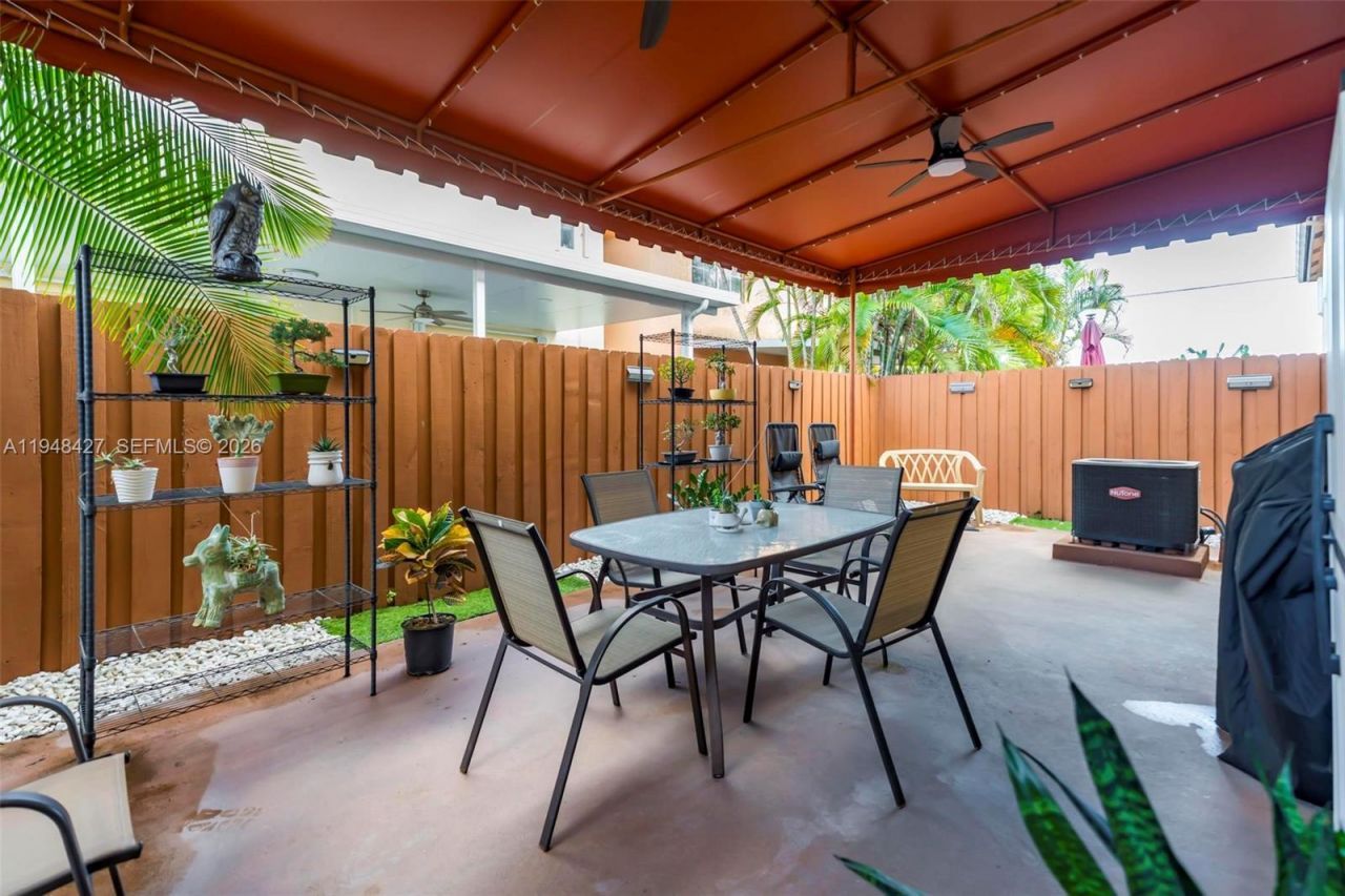 8735 SW 158th Path, Miami, FL 33193 Photo