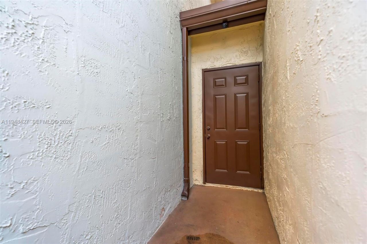 8735 SW 158th Path, Miami, FL 33193 Photo