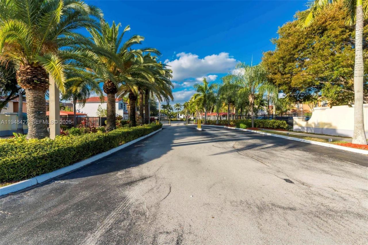 8735 SW 158th Path, Miami, FL 33193 Photo