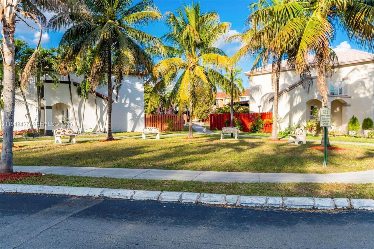 8735 SW 158th Path, Miami, FL 33193 Photo