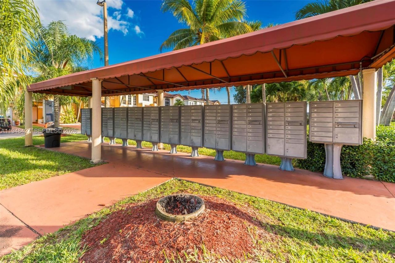 8735 SW 158th Path, Miami, FL 33193 Photo