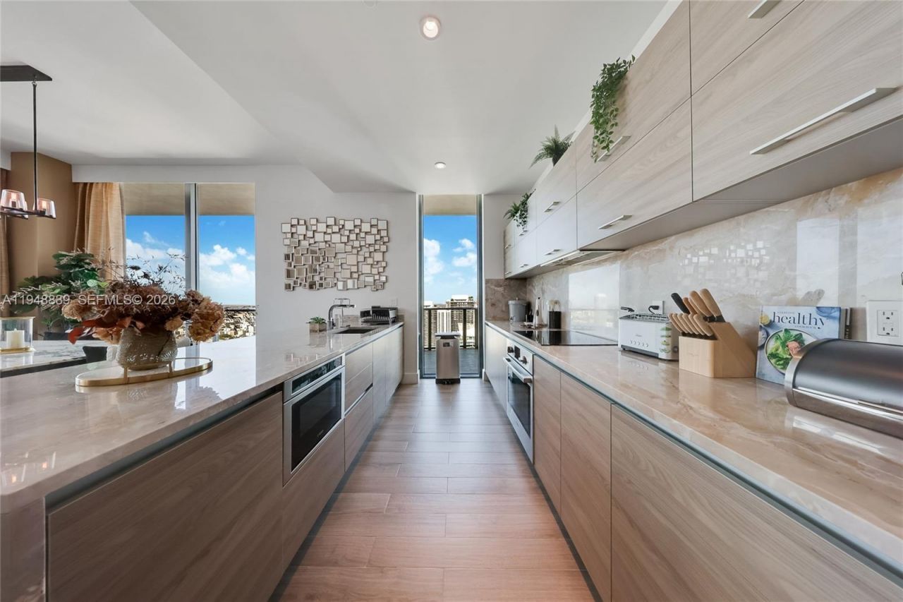 1300 S Miami Ave, Unit PH5110, Miami, FL 33130 Photo