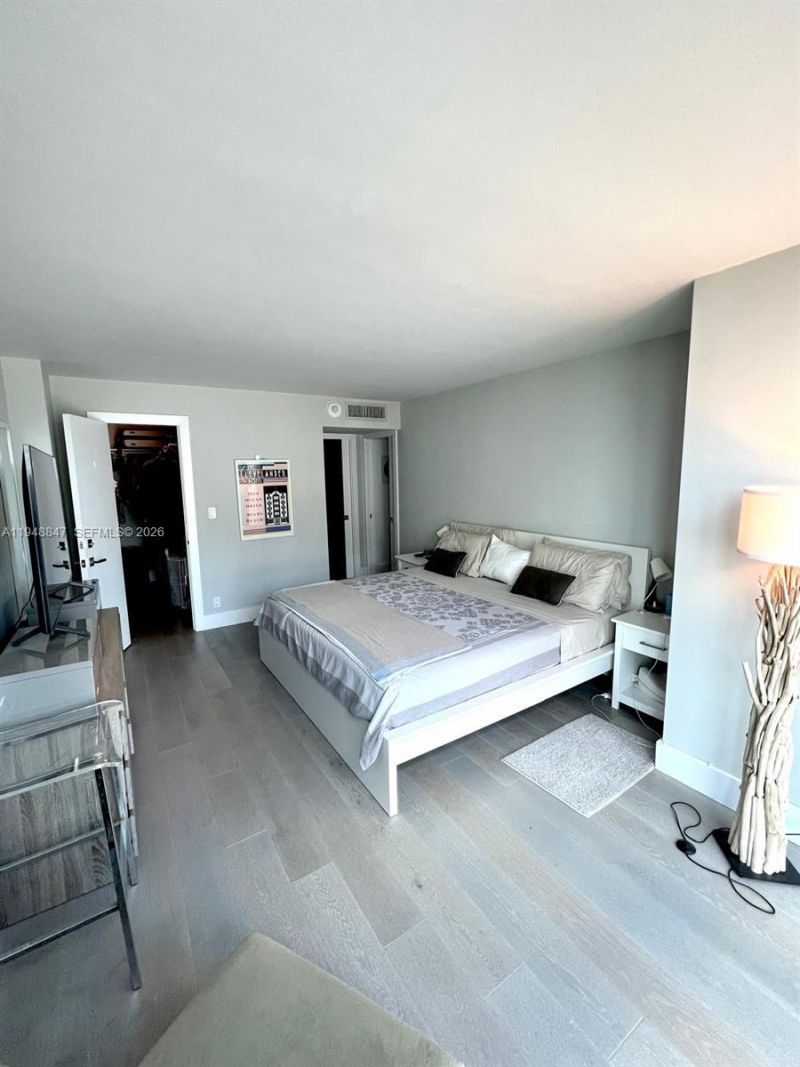 2655 Collins Ave, Unit 1003, Miami Beach, FL 33140 Photo