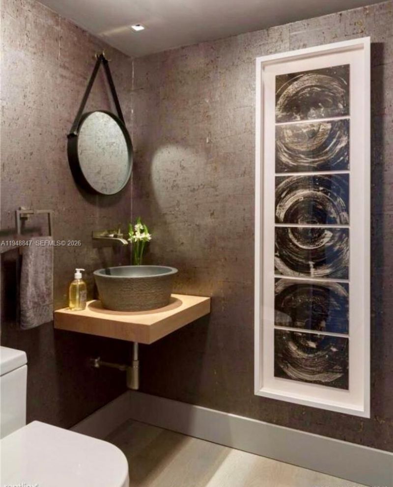 2655 Collins Ave, Unit 1003, Miami Beach, FL 33140 Photo