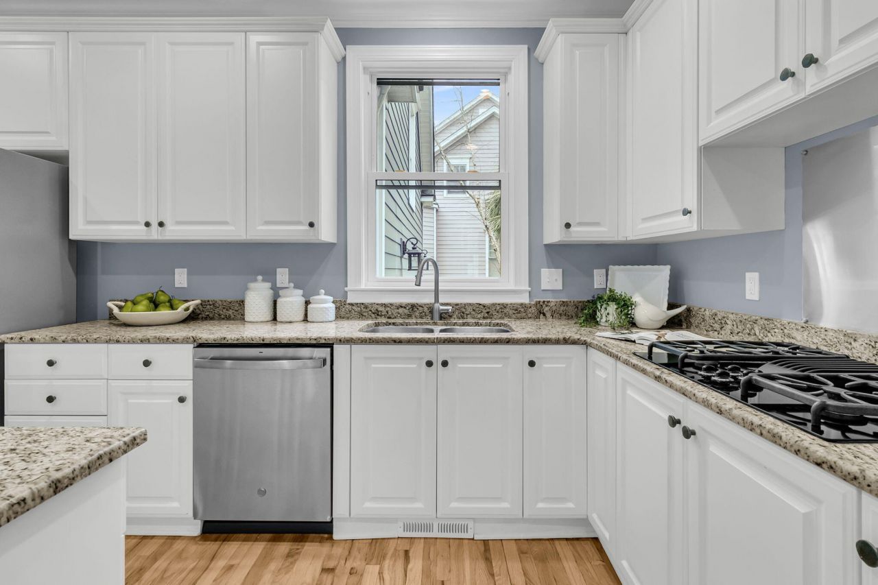 287 Beresford Creek Street Photo 15