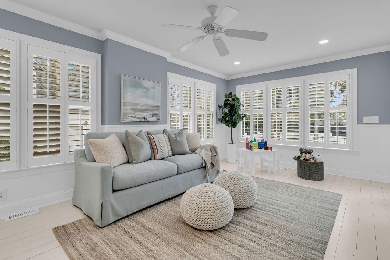 287 Beresford Creek Street Photo 18