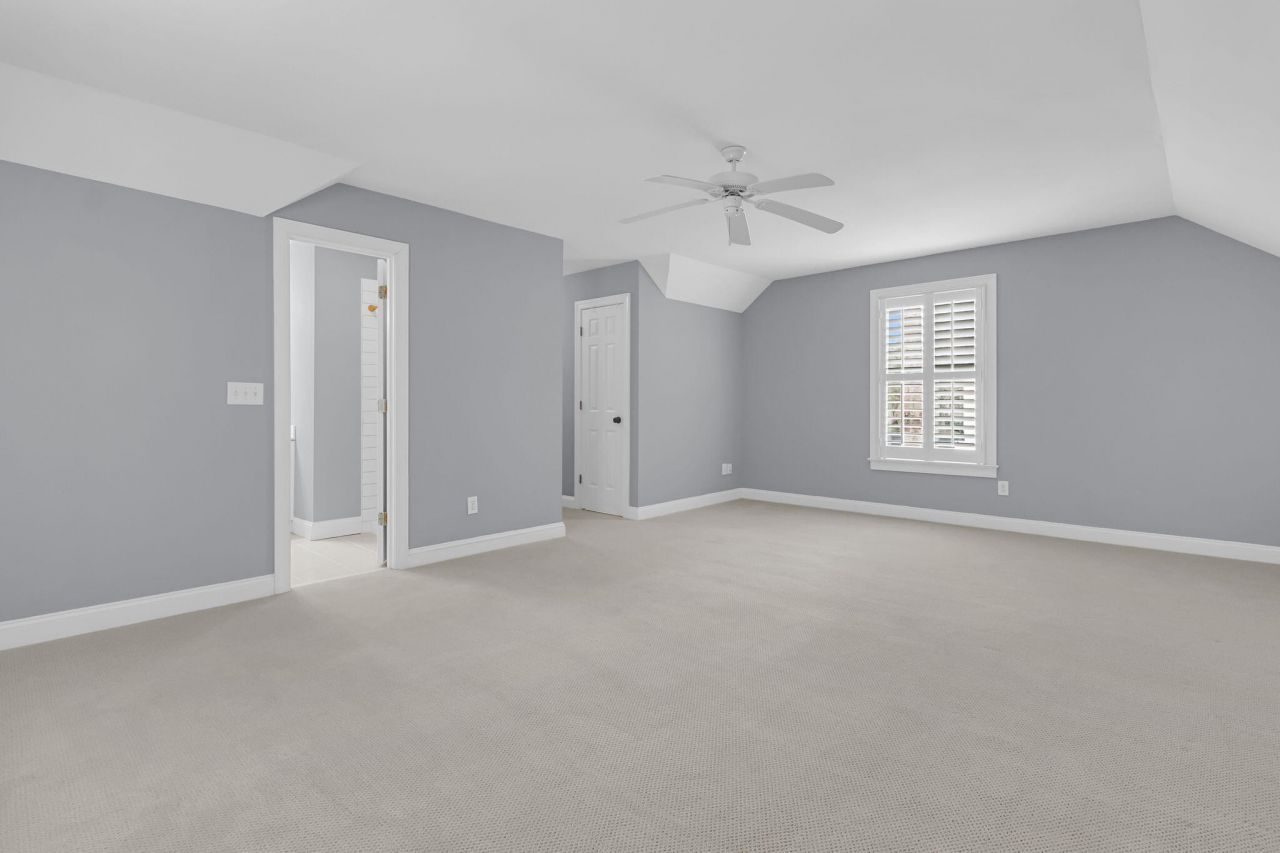 287 Beresford Creek Street Photo 22