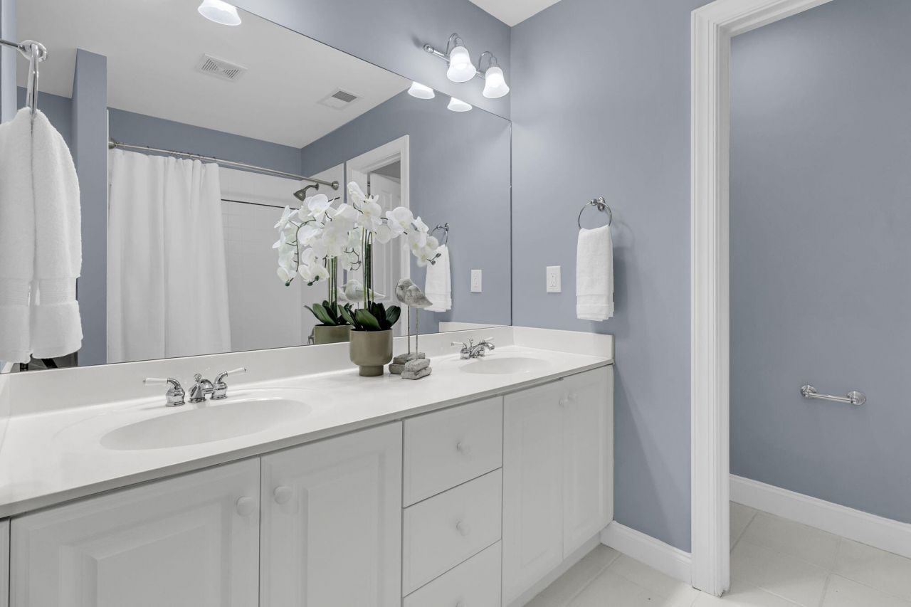 287 Beresford Creek Street Photo 36