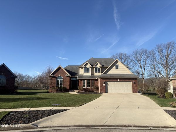 8131 Brookfield Circle, Findlay, OH 45840